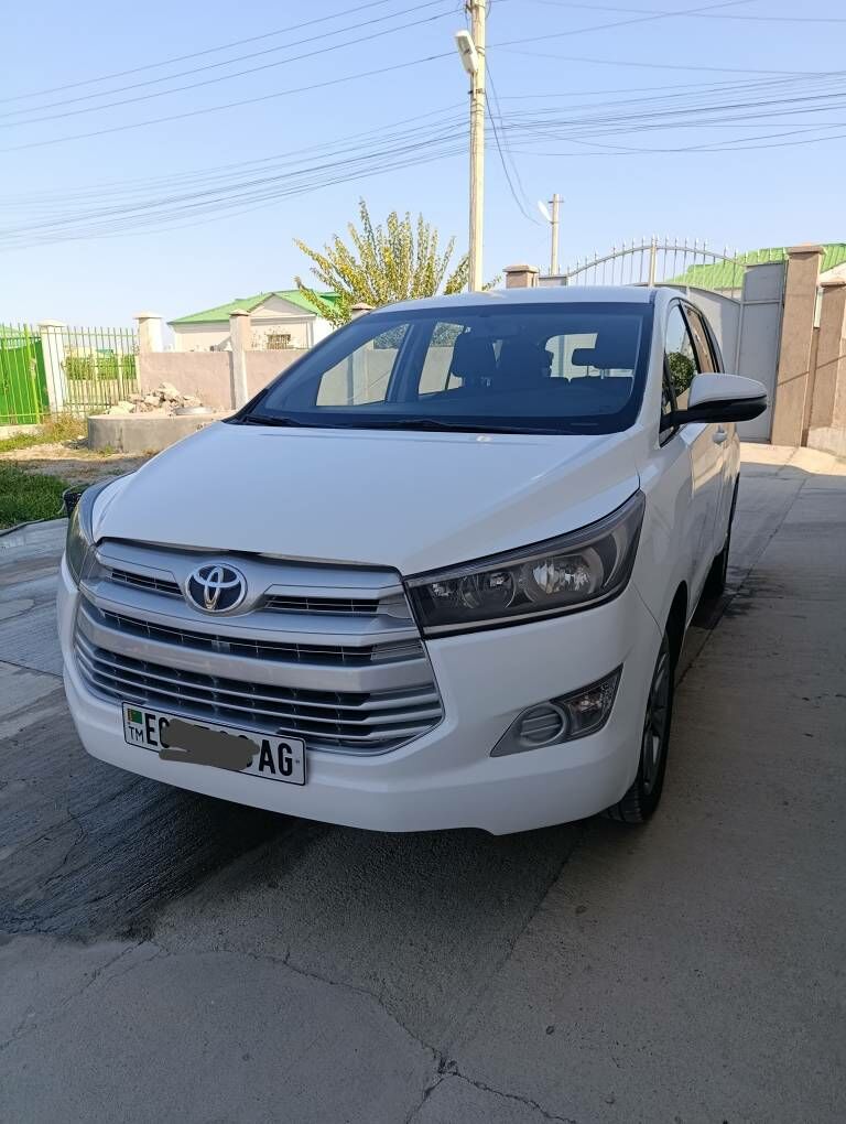 Toyota Innova 2020 - 255 000 TMT - Aşgabat - img 2