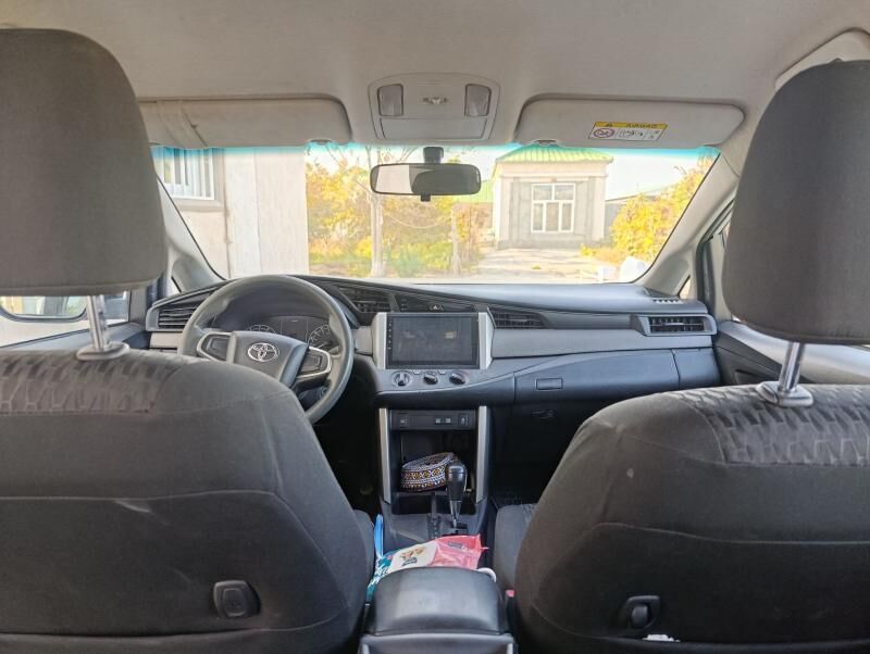 Toyota Innova 2020 - 255 000 TMT - Aşgabat - img 7