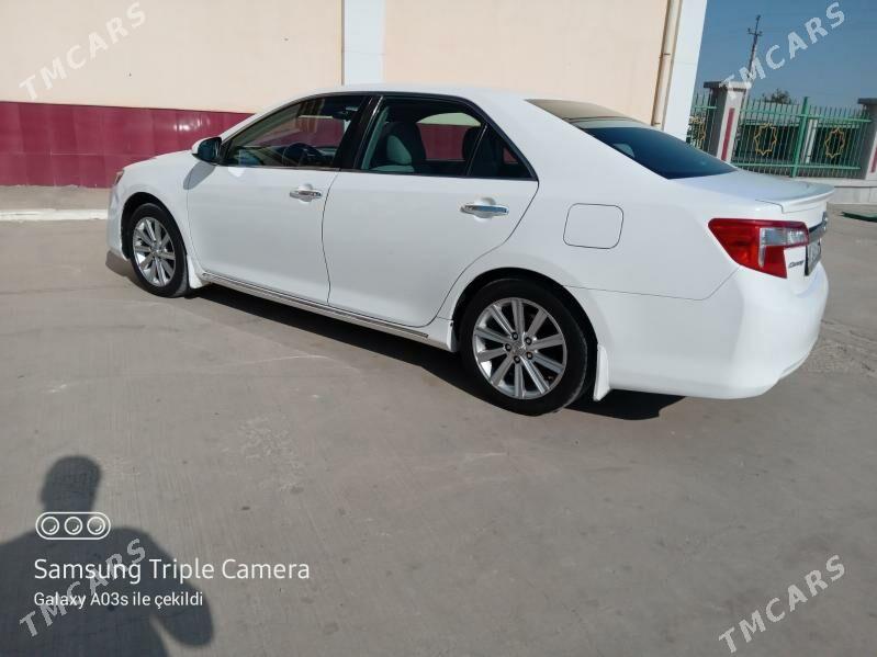 Toyota Camry 2012 - 210 000 TMT - Гёкдже - img 2