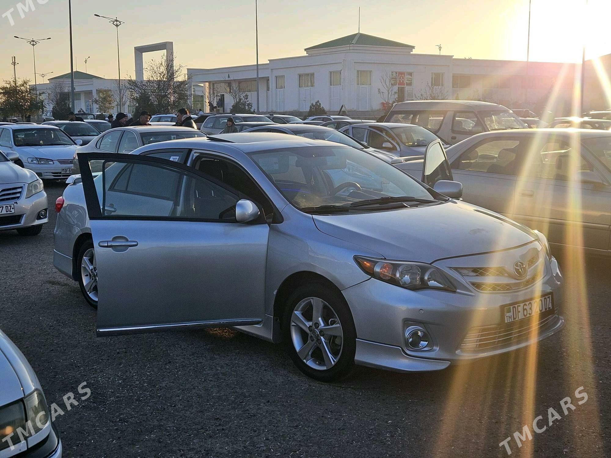 Toyota Corolla 2013 - 190 000 TMT - Дашогуз - img 6