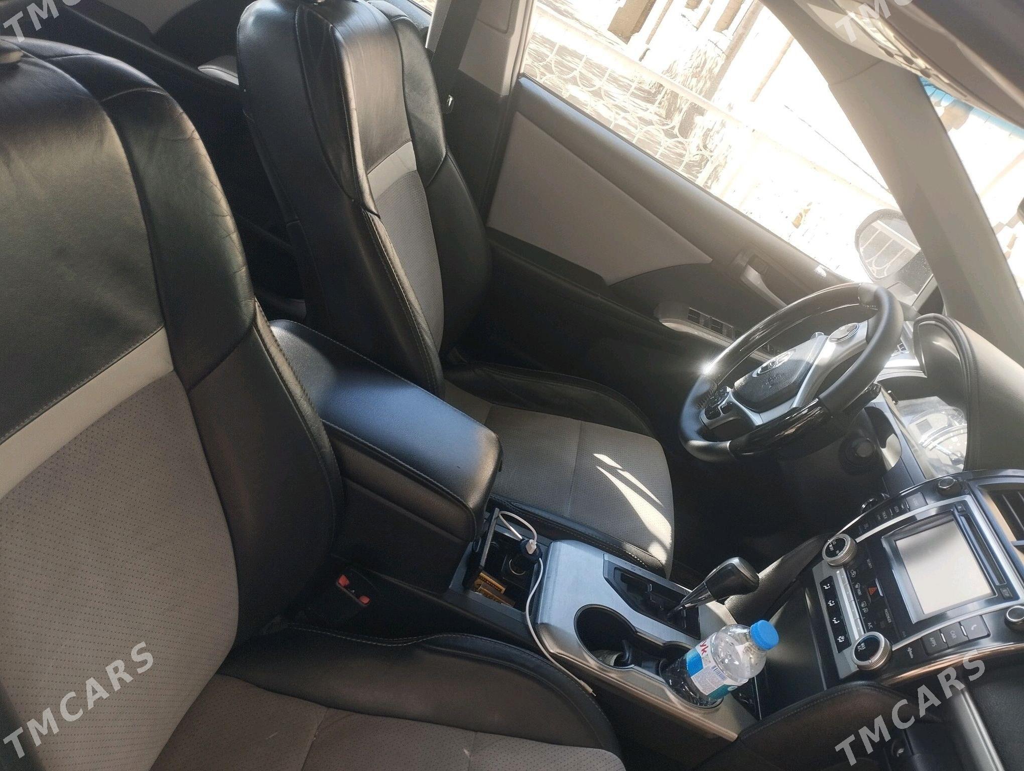 Toyota Camry 2012 - 240 000 TMT - Туркменабат - img 7