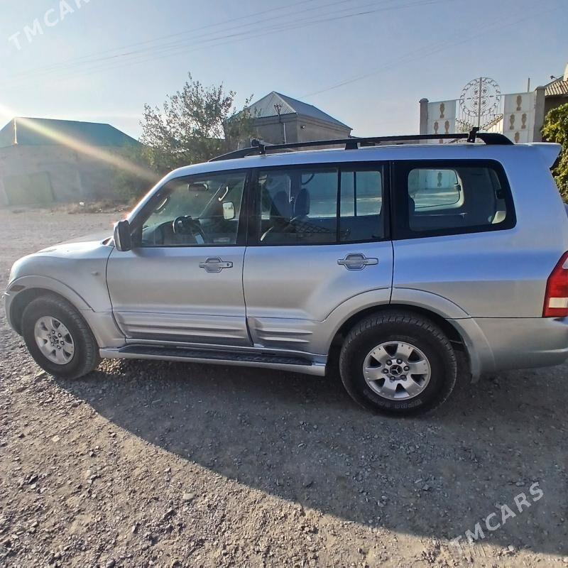 Mitsubishi Montero 2000 - 150 000 TMT - Bäherden - img 5