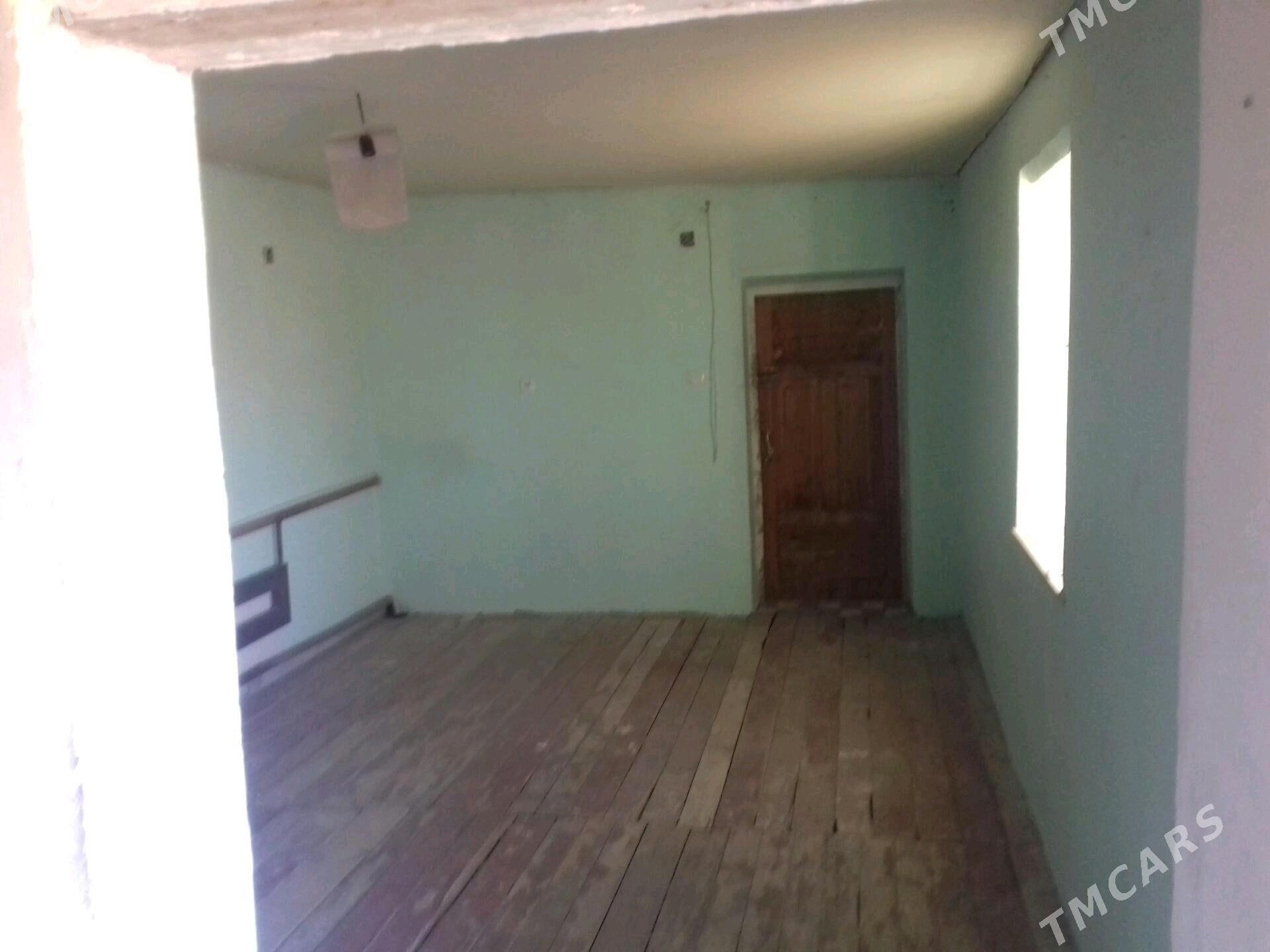 satlyk jay - Gurbansoltan Eje - img 2