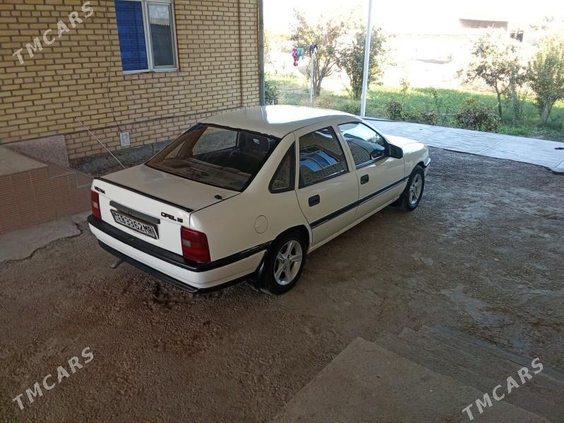 Opel Vectra 1995 - 35 000 TMT - Mary - img 1