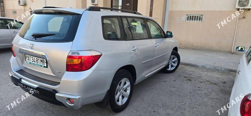 Toyota Highlander 2010 - 320 000 TMT - Мары - img 4