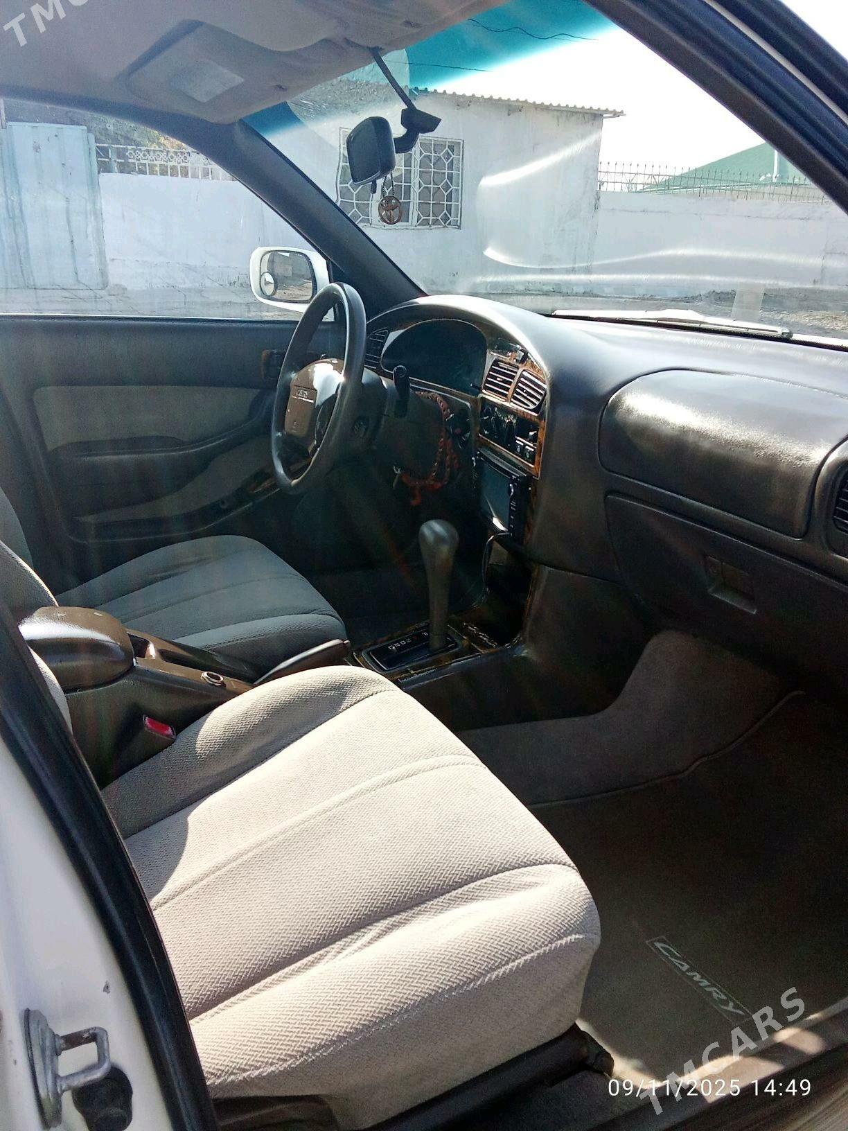 Toyota Camry 1996 - 120 000 TMT - Бахарден - img 2