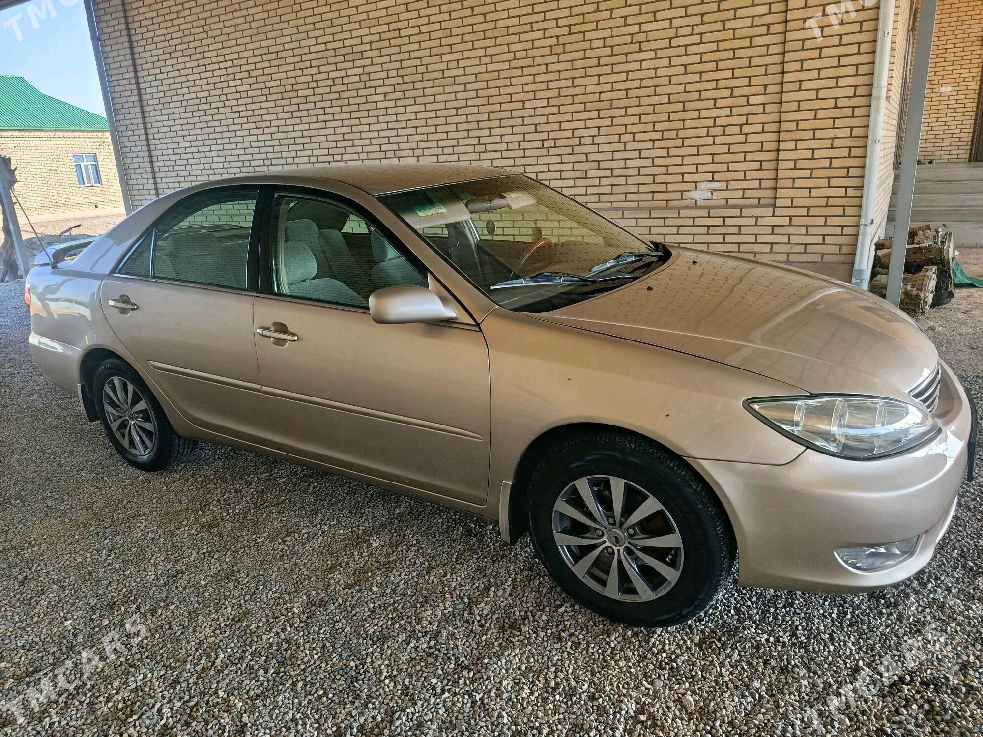Toyota Camry 2004 - 170 000 TMT - Сакарчага - img 2