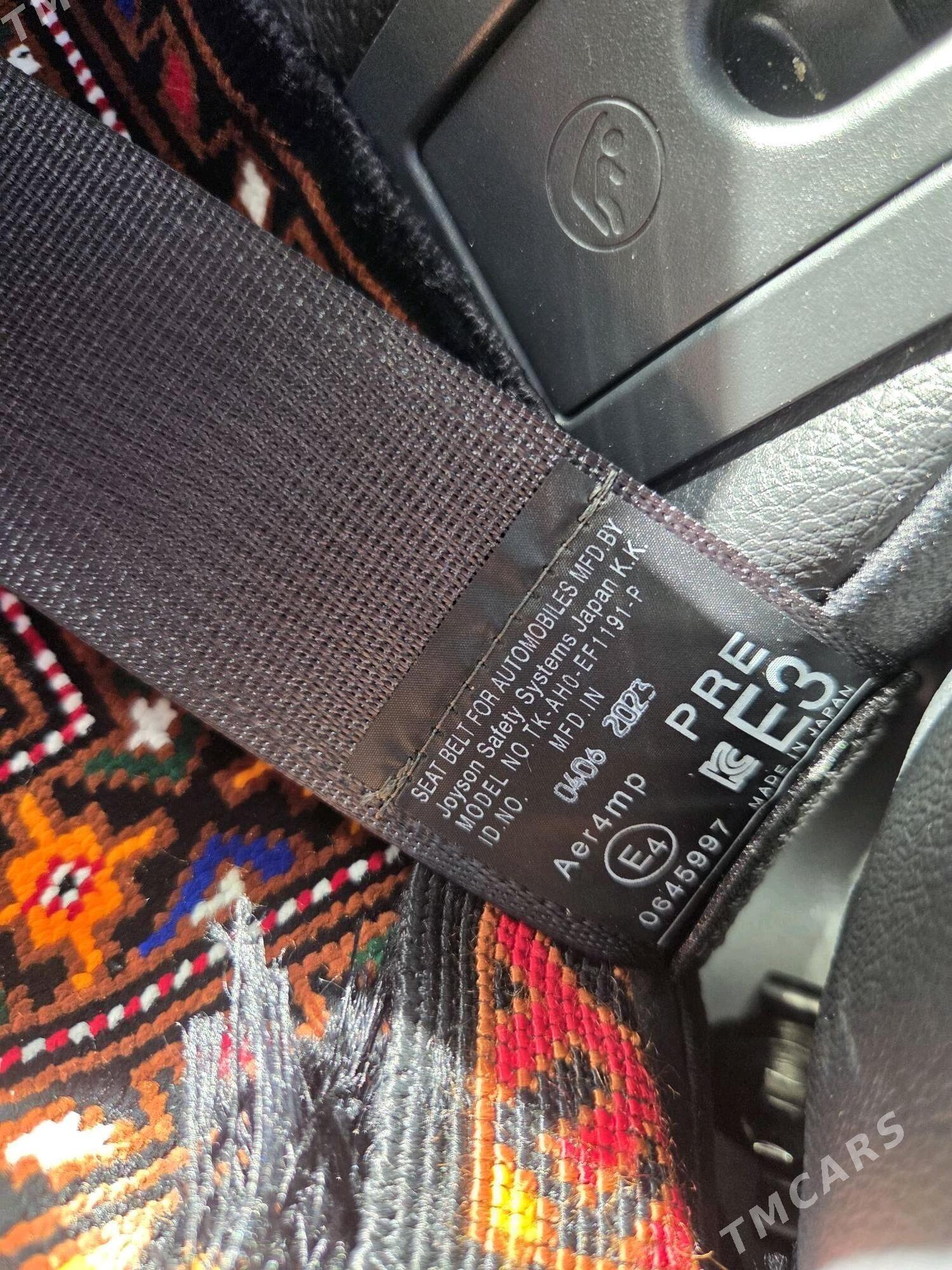 Toyota Camry 2023 - 648 000 TMT - Бекреве - img 6