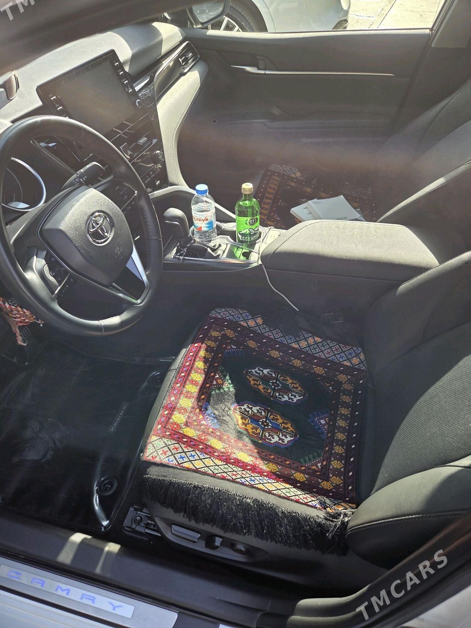 Toyota Camry 2023 - 648 000 TMT - Бекреве - img 5