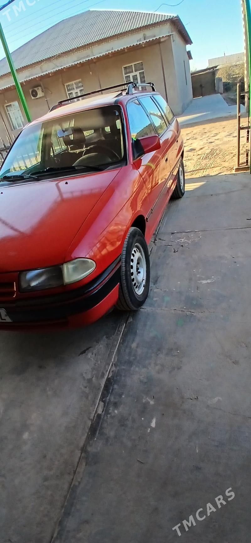 Opel Astra 1994 - 45 000 TMT - Шабатский этрап - img 1