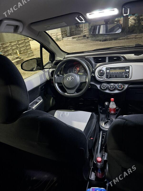 Toyota Yaris 2012 - 140 000 TMT - Балканабат - img 9