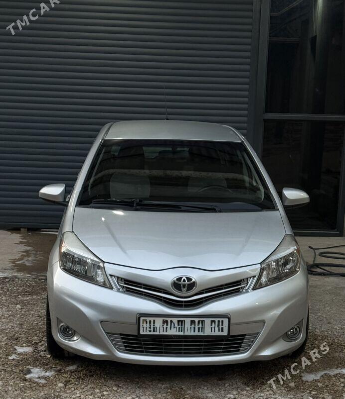 Toyota Yaris 2012 - 140 000 TMT - Балканабат - img 4