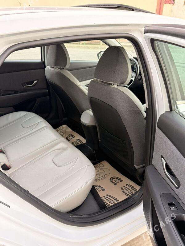 Hyundai Elantra 2021 - 305 000 TMT - Aşgabat - img 8