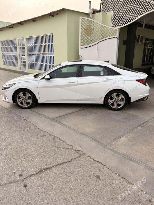 Hyundai Elantra 2021 - 305 000 TMT - Aşgabat - img 4