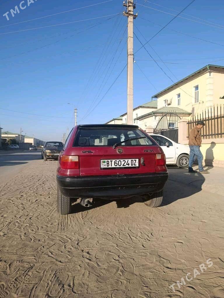 Opel Astra 1992 - 34 000 TMT - Гороглы (Тагта) - img 3