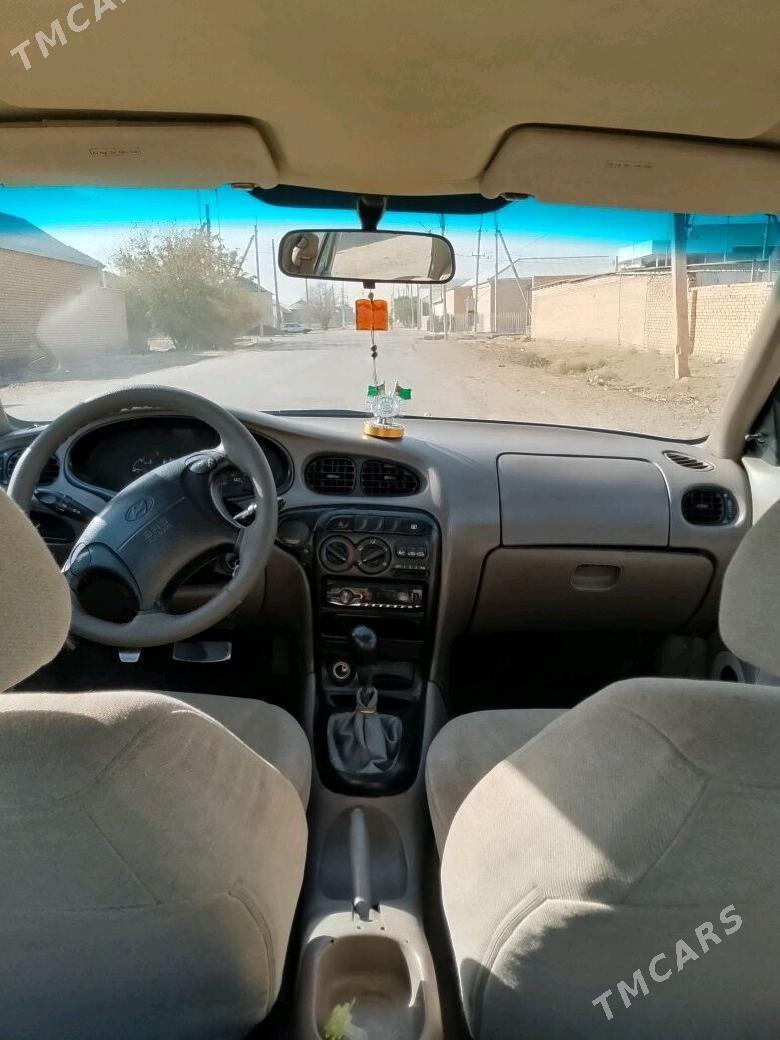Hyundai Elantra 1996 - 42 000 TMT - Sarahs - img 1
