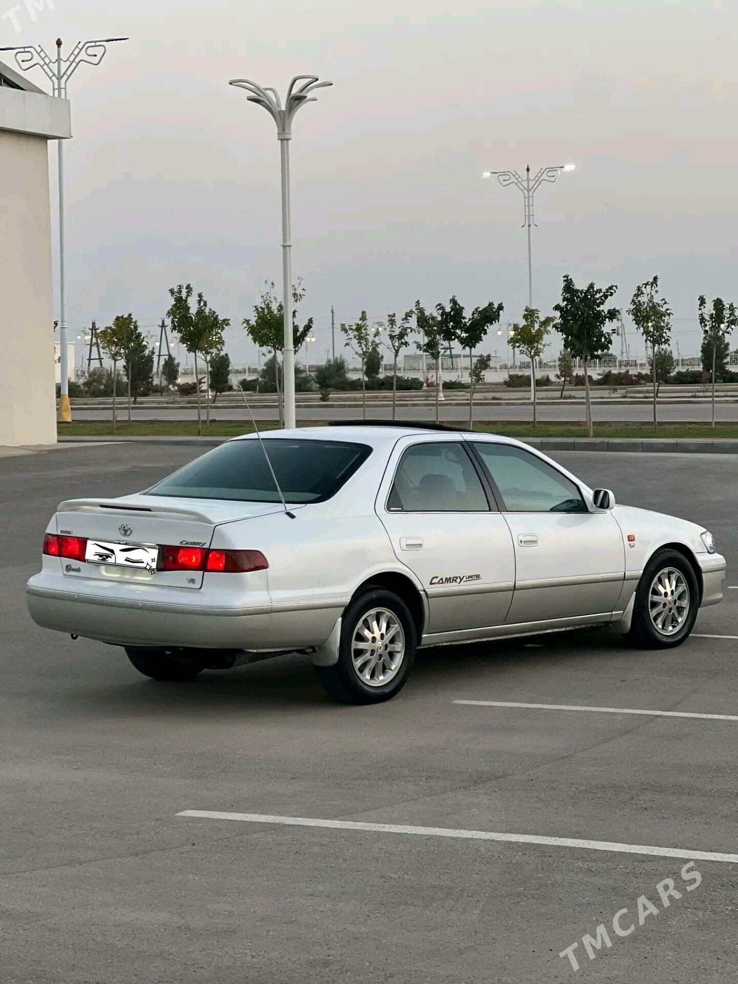 Toyota Camry 2000 - 160 000 TMT - Мары - img 5