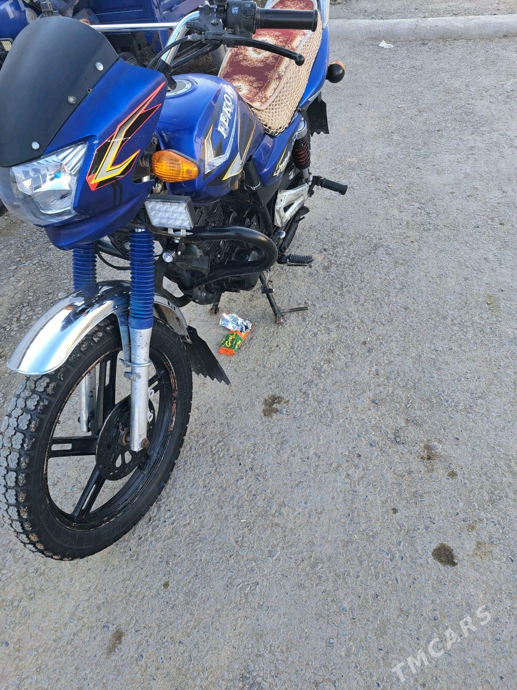 Fekon FK200-14G 2014 - 14 000 TMT - Теджен - img 1