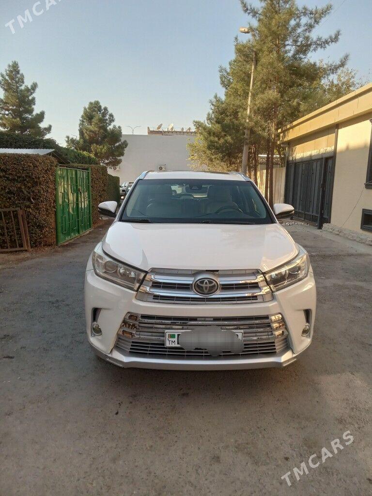 Toyota Highlander 2017 - 450 000 TMT - Мары - img 1