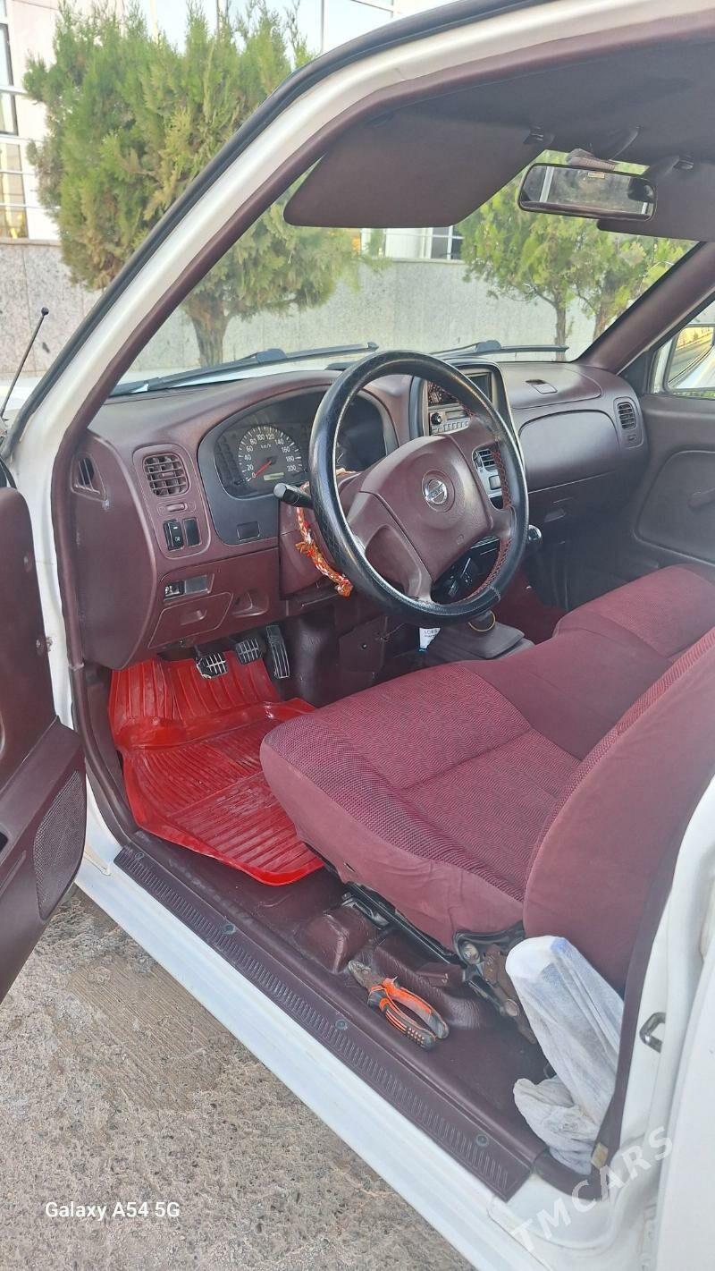 Nissan Navara 2011 - 130 000 TMT - Ашхабад - img 3