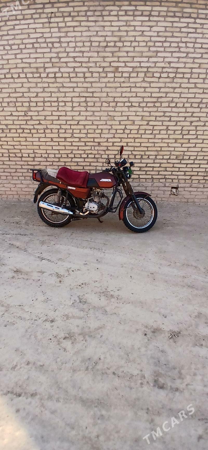 Jawa 300 2025 - 12 000 TMT - Халач - img 5