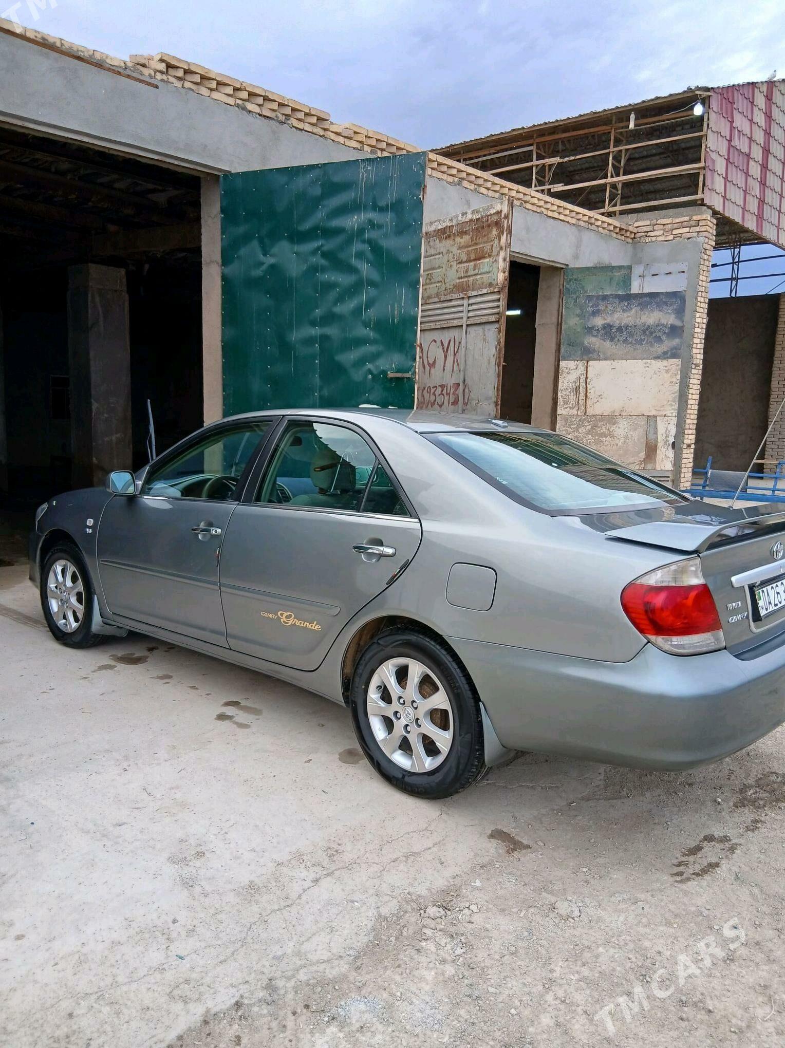 Toyota Camry 2005 - 190 000 TMT - етр. Туркменбаши - img 5