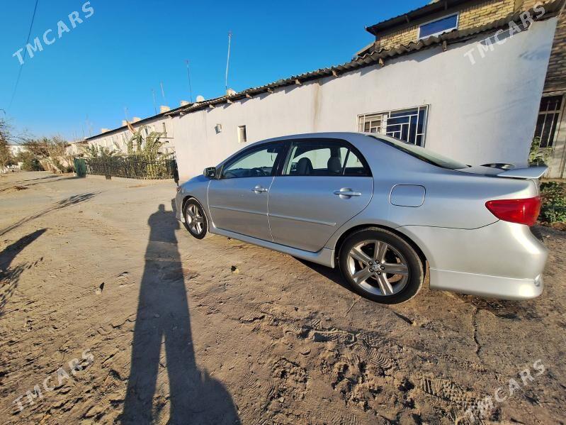 Toyota Corolla 2010 - 180 000 TMT - Daşoguz - img 3