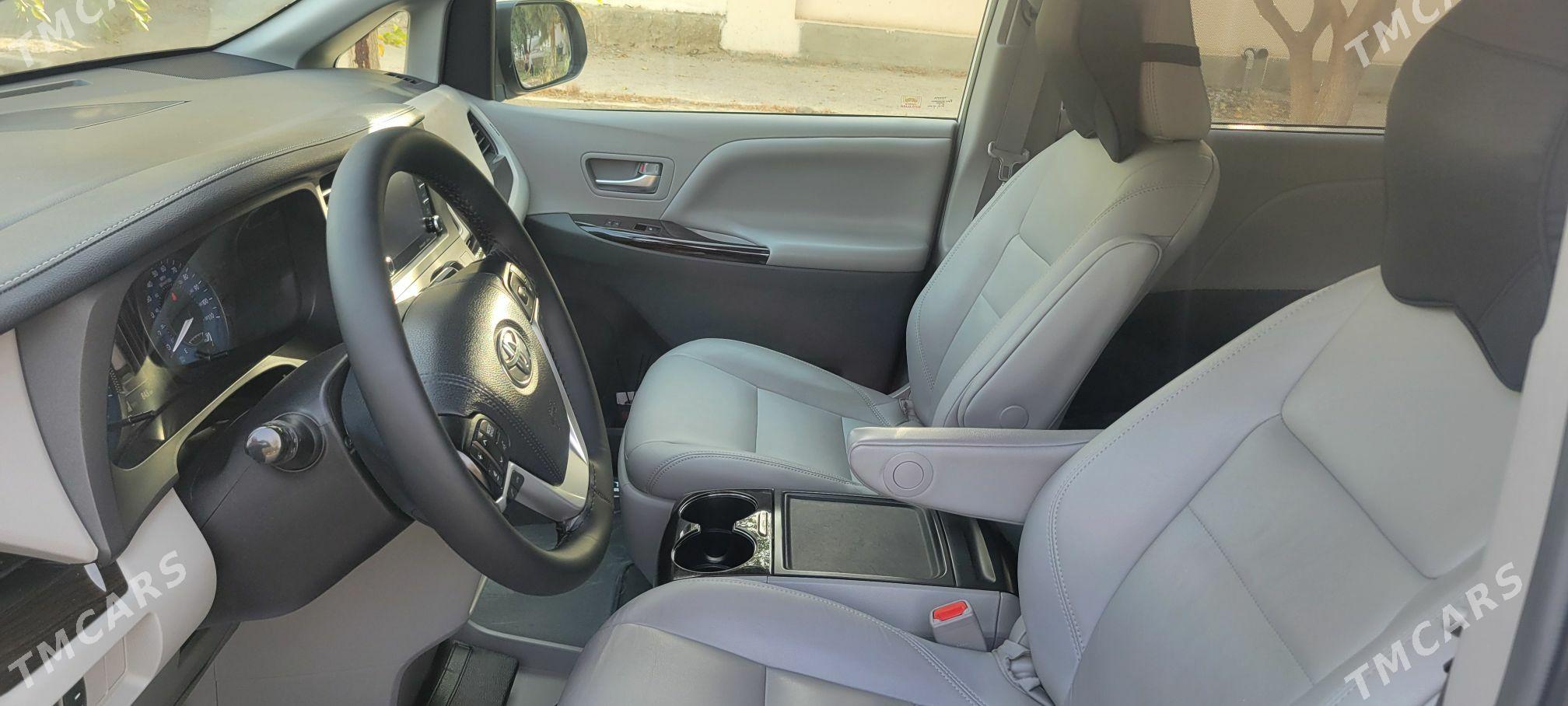 Toyota Sienna 2019 - 499 000 TMT - Ашхабад - img 6