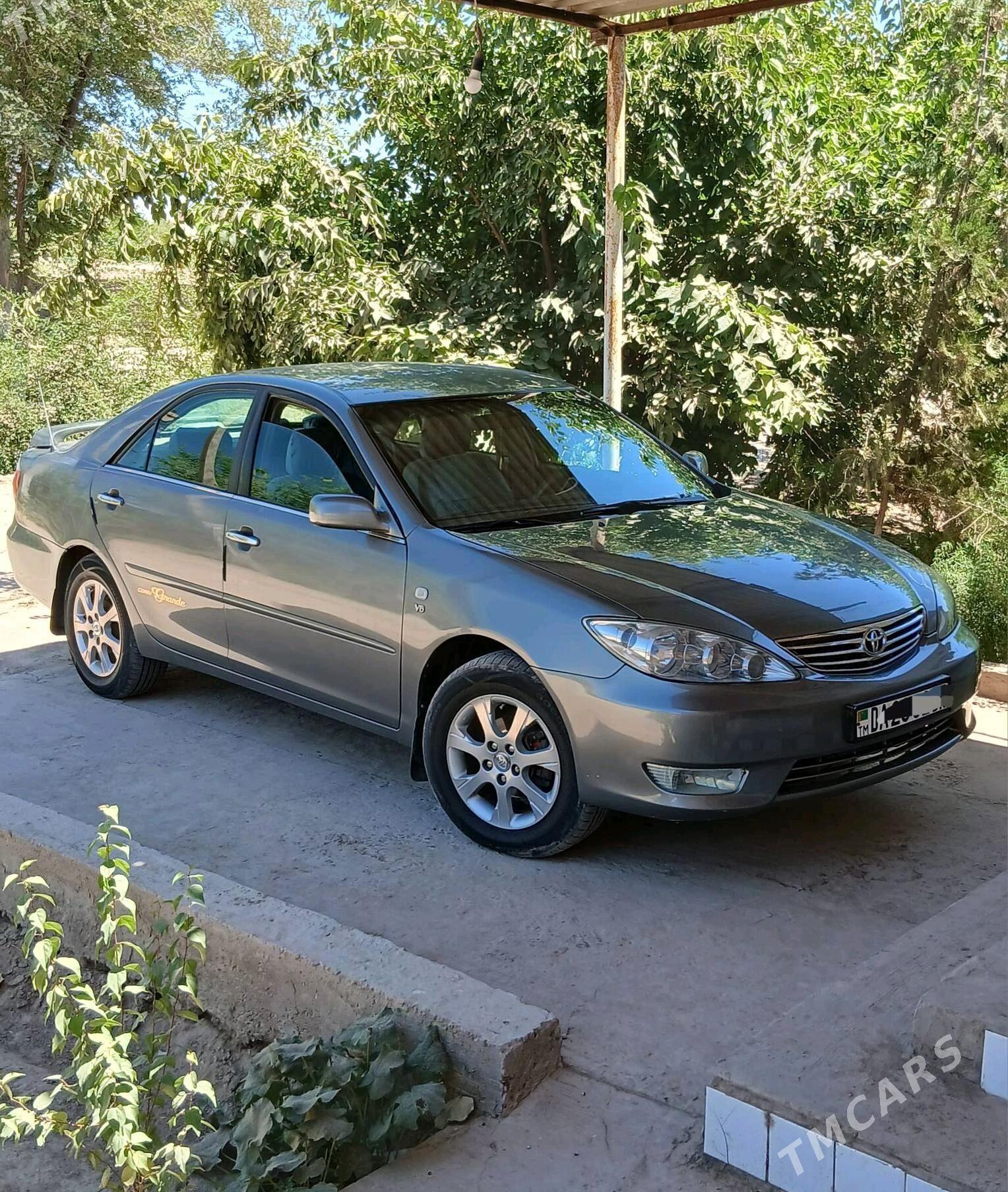 Toyota Camry 2005 - 190 000 TMT - етр. Туркменбаши - img 1