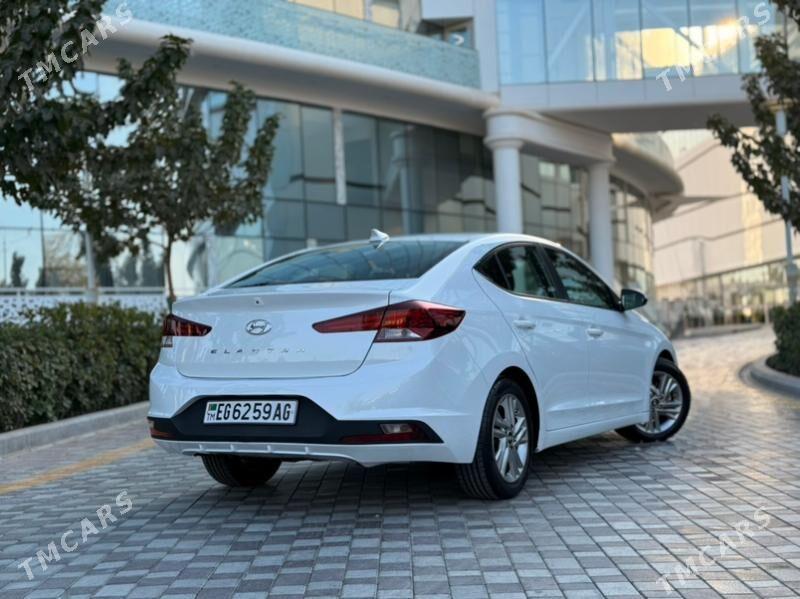 Hyundai Elantra 2019 - 230 000 TMT - Aşgabat - img 3