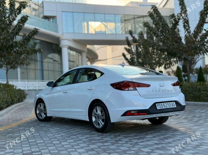 Hyundai Elantra 2019 - 230 000 TMT - Aşgabat - img 2