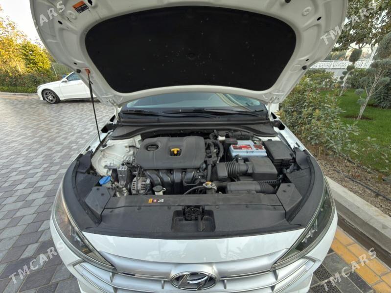 Hyundai Elantra 2019 - 230 000 TMT - Aşgabat - img 9
