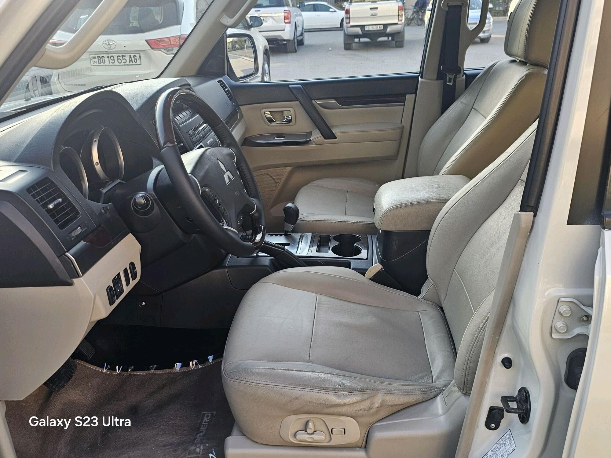 Mitsubishi Pajero 2013 - 276 000 TMT - Aşgabat - img 4