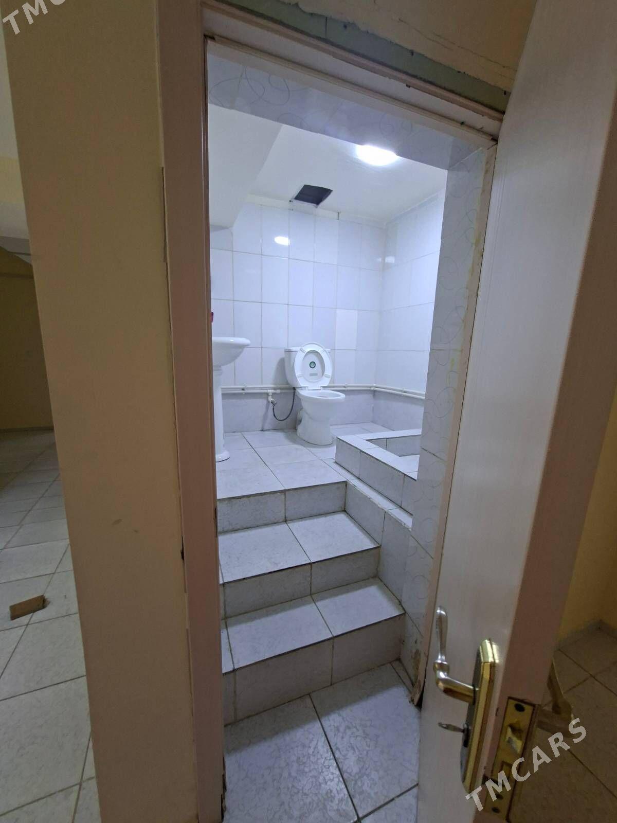 Arenda Mir 8 padwal185m2 - Parahat 8 - img 2