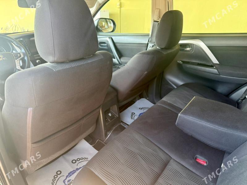 Mitsubishi Pajero 2020 - 415 000 TMT - Gubadag - img 6