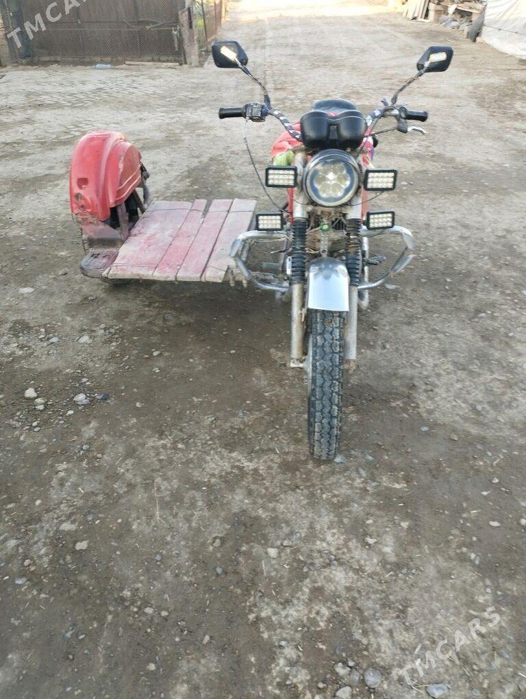 Iž Planeta 4 1999 - 9 000 TMT - Ёлётен - img 3