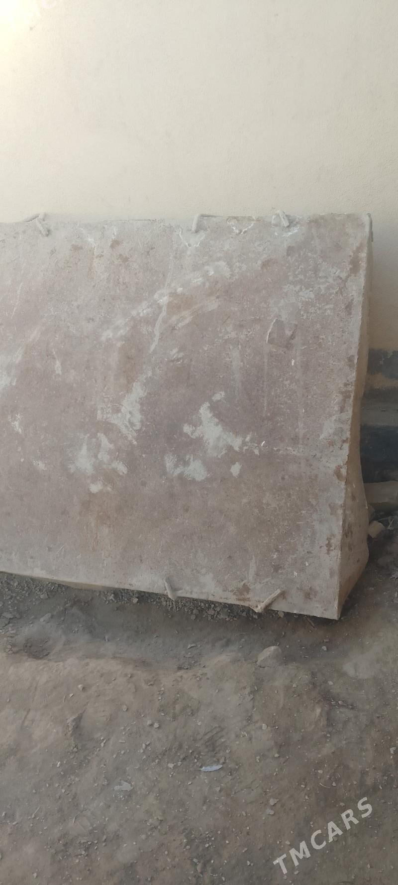 kareta карета - етр. Туркменбаши - img 2