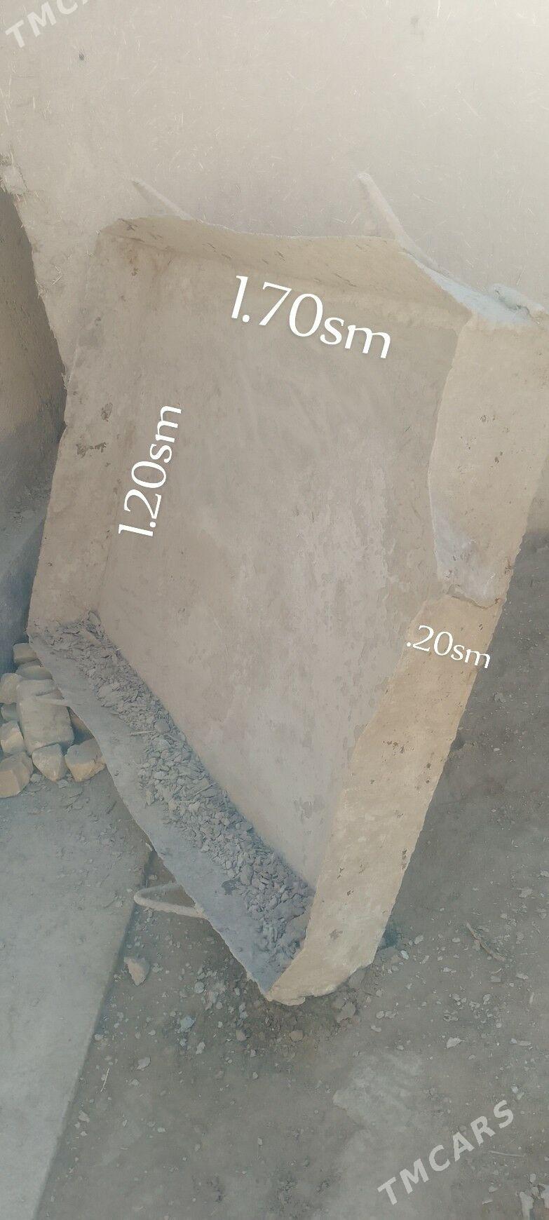 kareta карета - етр. Туркменбаши - img 1