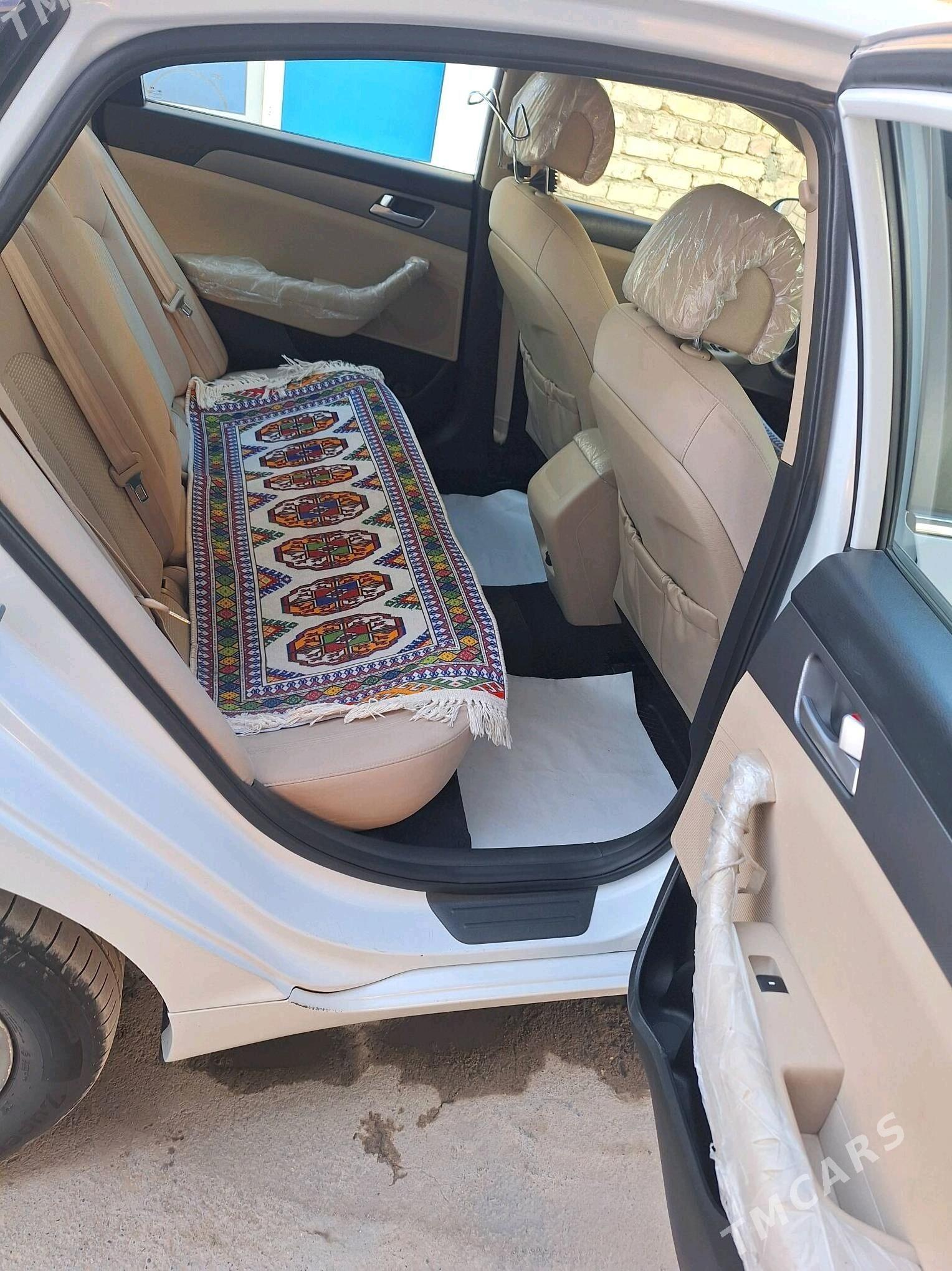 Hyundai Sonata 2016 - 170 000 TMT - Ак-Бугдайский этрап - img 3