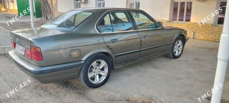 BMW 535 1990 - 39 900 TMT - Mary - img 1