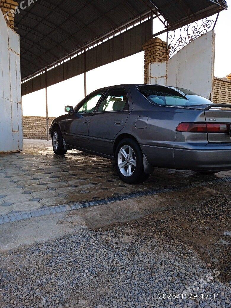 Toyota Camry 1997 - 123 000 TMT - Байрамали - img 6