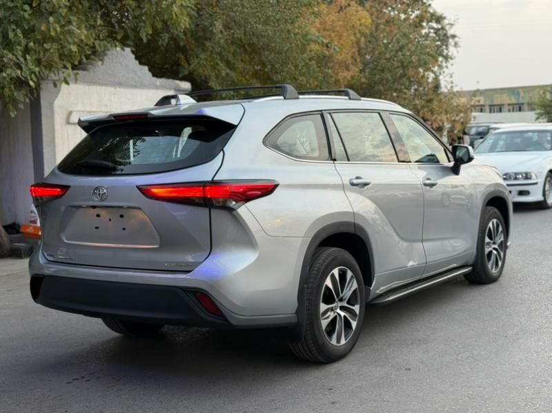 Toyota Highlander 2021 - 550 000 TMT - Мары - img 5