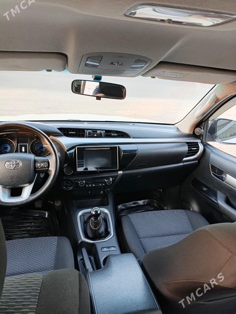 Toyota Hilux 2017 - 460 000 TMT - Mary - img 7