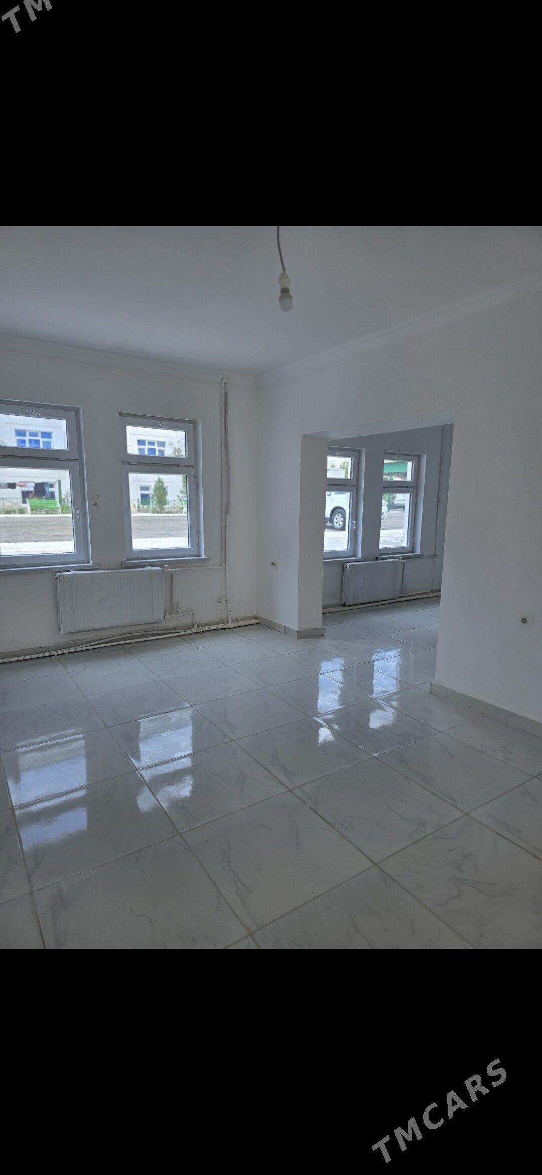 Satlyk Hususy Emläk - Туркменбаши - img 5