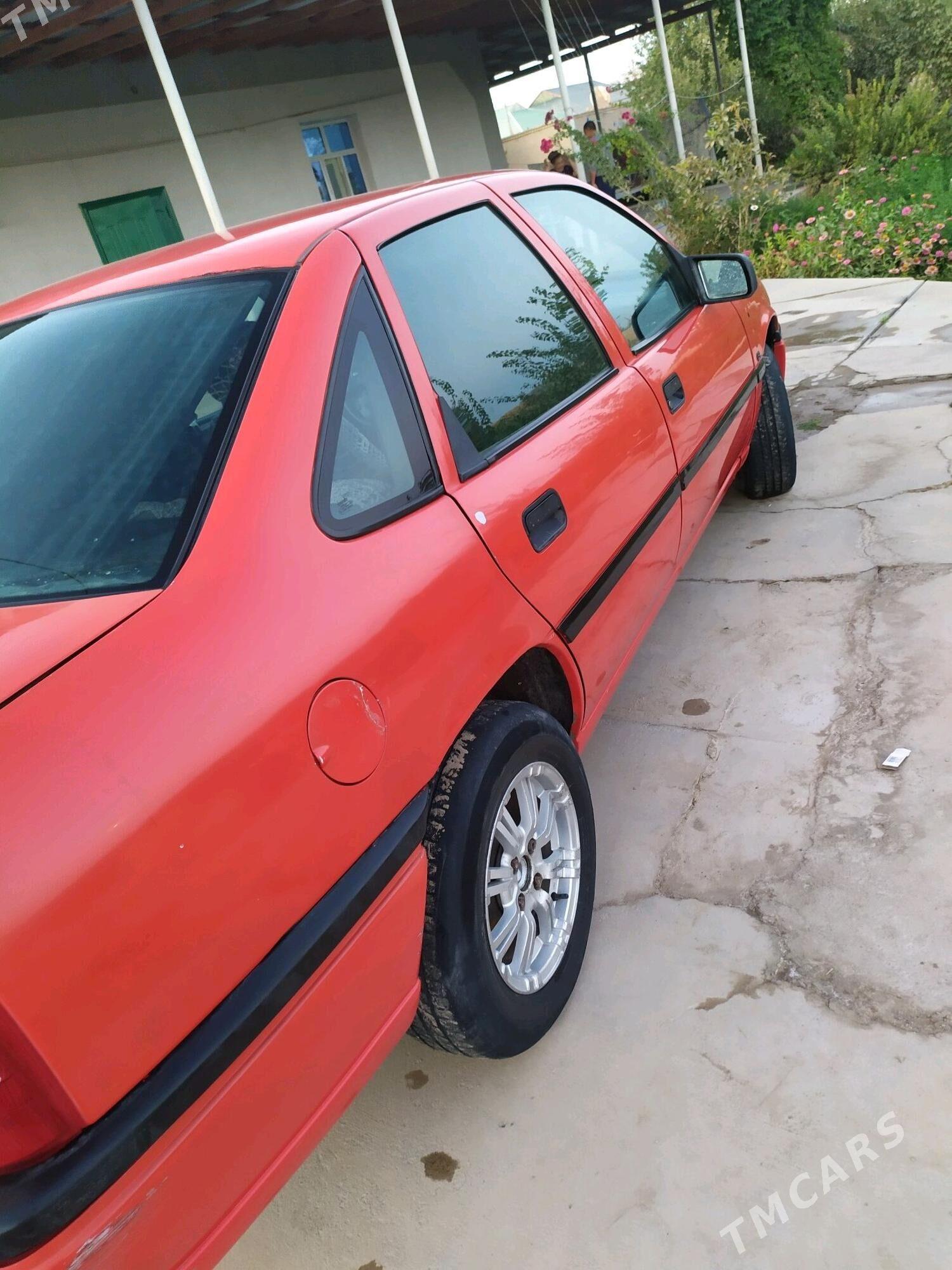 Opel Vectra 1993 - 40 000 TMT - Акдепе - img 1