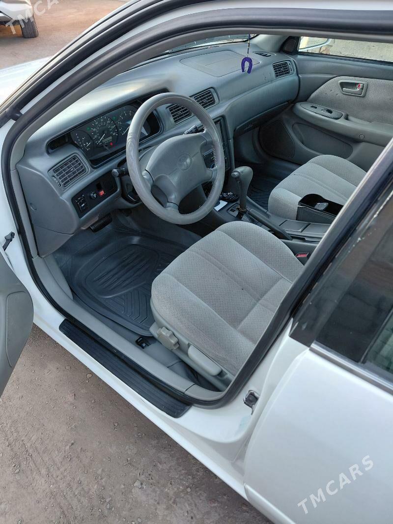 Toyota Camry 2000 - 170 000 TMT - Köneürgenç - img 7