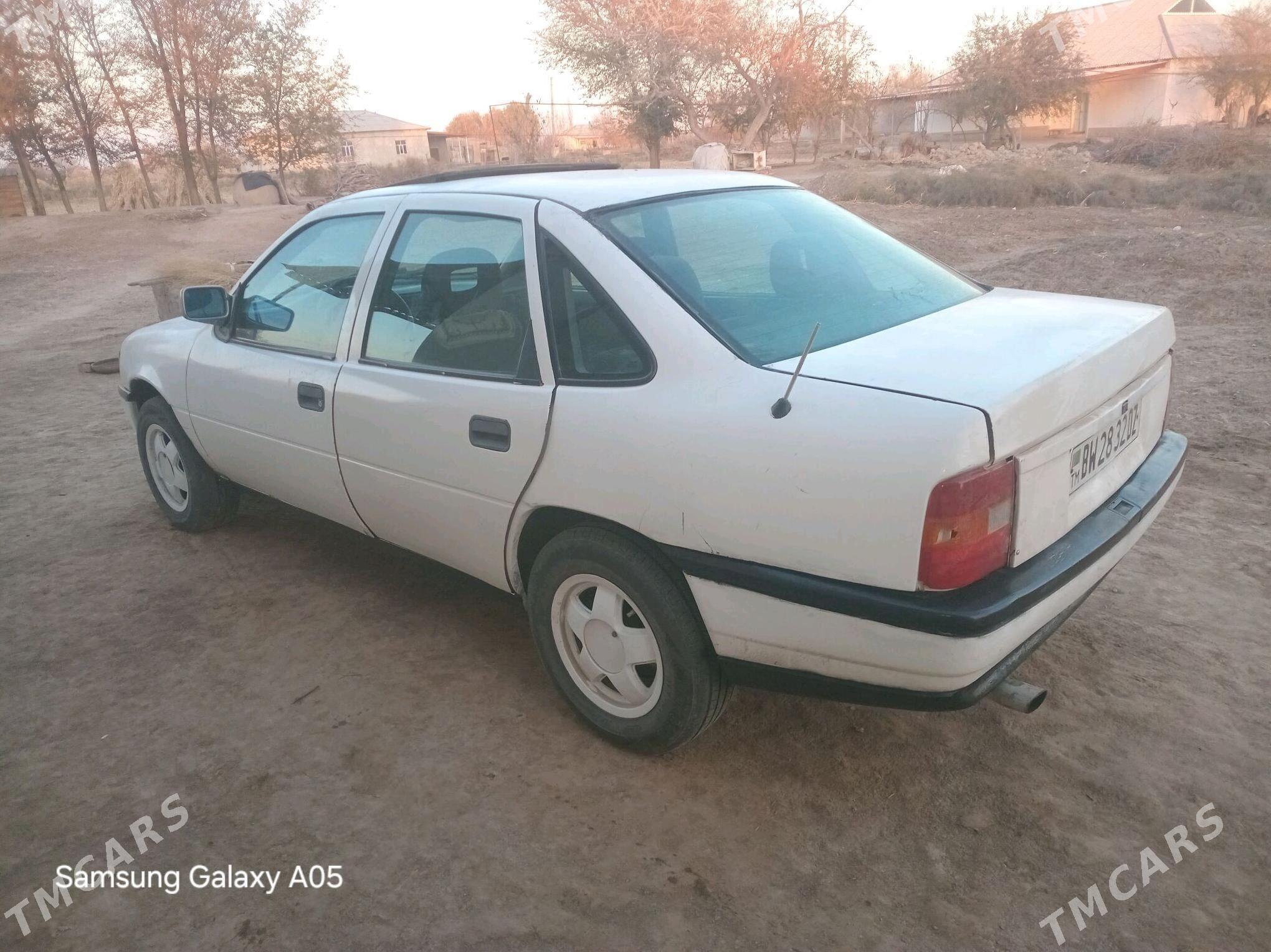 Opel Vectra 1991 - 23 000 TMT - Болдумсаз - img 3