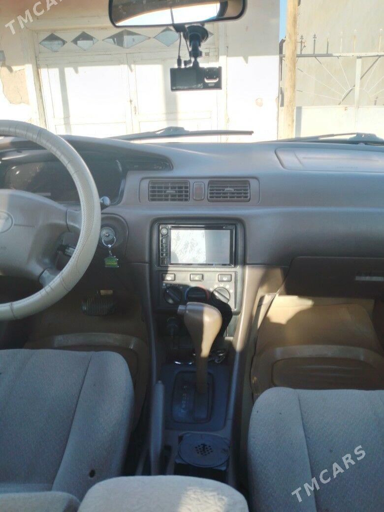 Toyota Camry 2000 - 140 000 TMT - Шабатский этрап - img 5