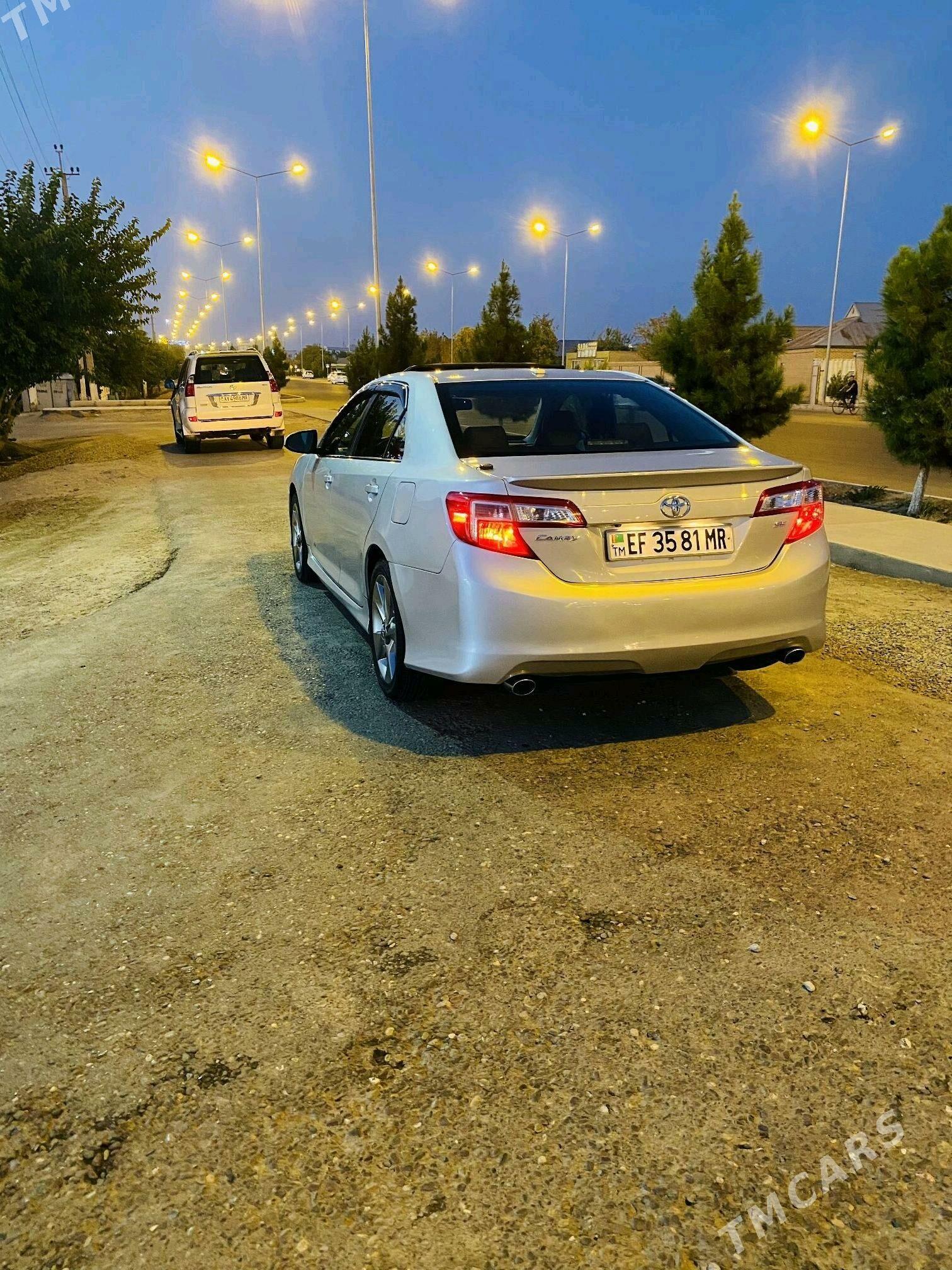 Toyota Camry 2012 - 260 000 TMT - Мары - img 3