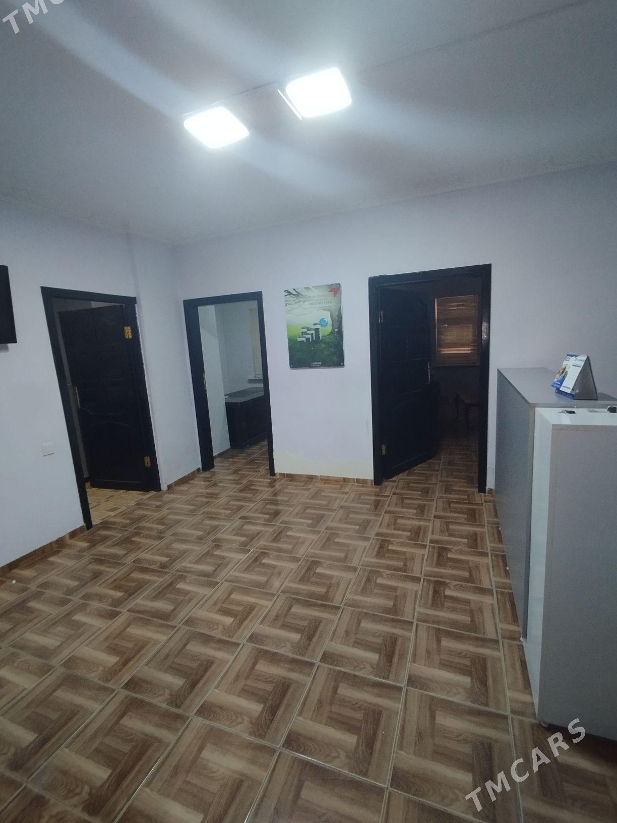 Arende ofis Mir6 podwal mebeli - Мир 6 - img 3